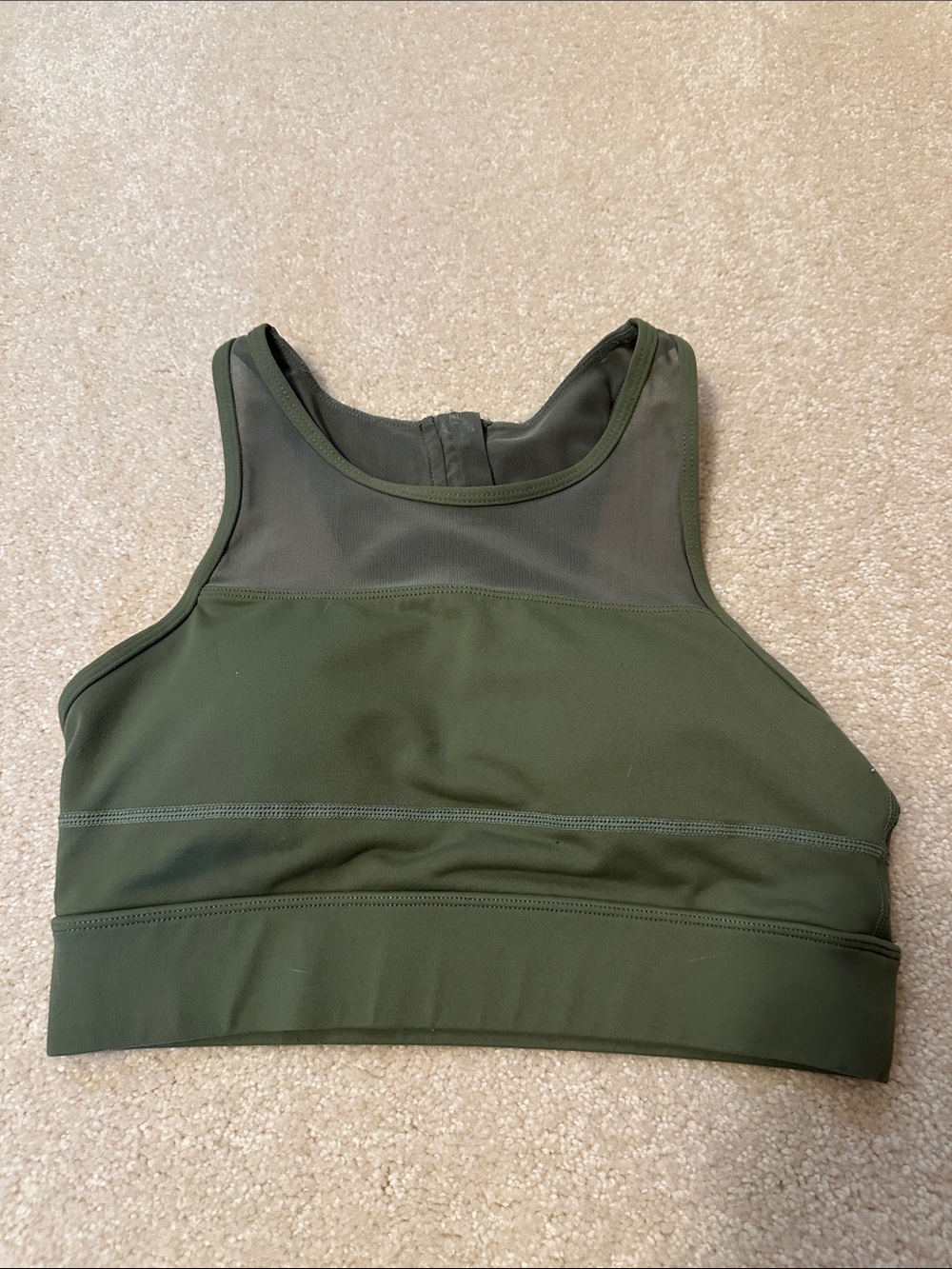 Zyia active Olive High-Neck Sports Bra with Mesh Paneling size S